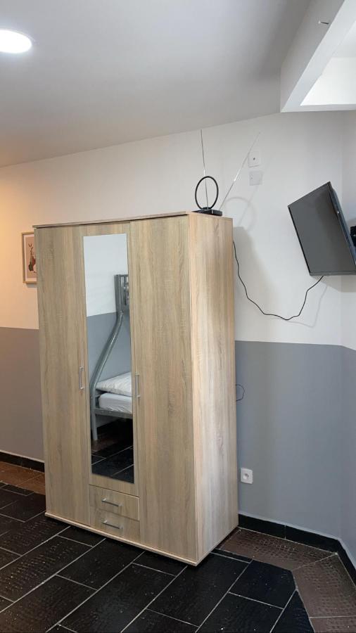 Hotel Nd Five مارسيليا المظهر الخارجي الصورة